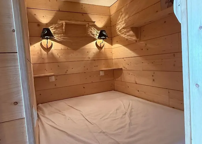 Val-thorens - Centre Station Et Pied Des Pistes *