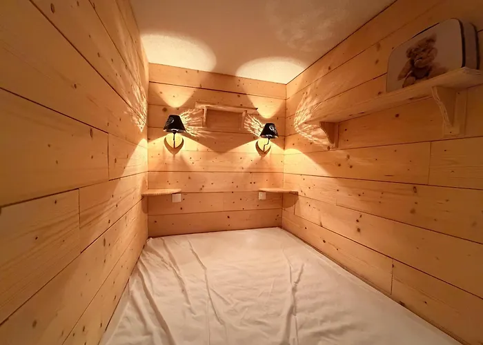 Val-thorens - Centre Station Et Pied Des Pistes 瓦托伦斯